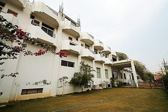 Hotel Ayush International Мангалур Екстер'єр фото